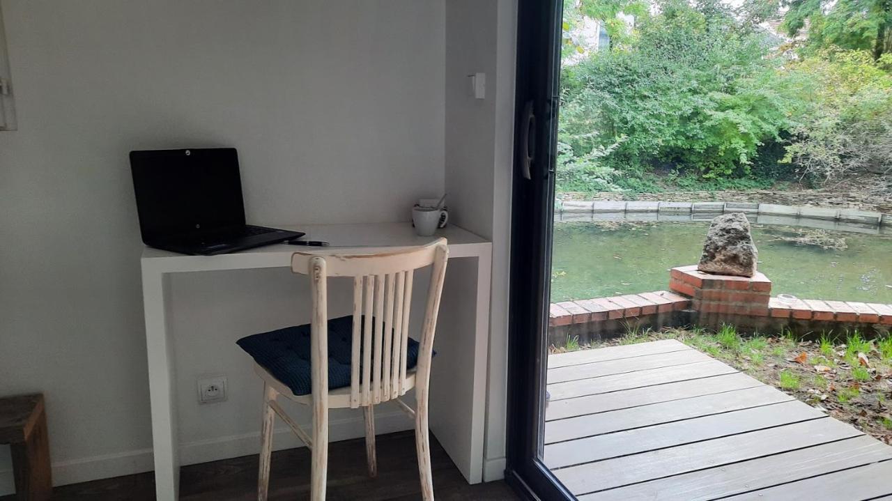 La Cabane De Troyes - Chambre D'Hotes Экстерьер фото