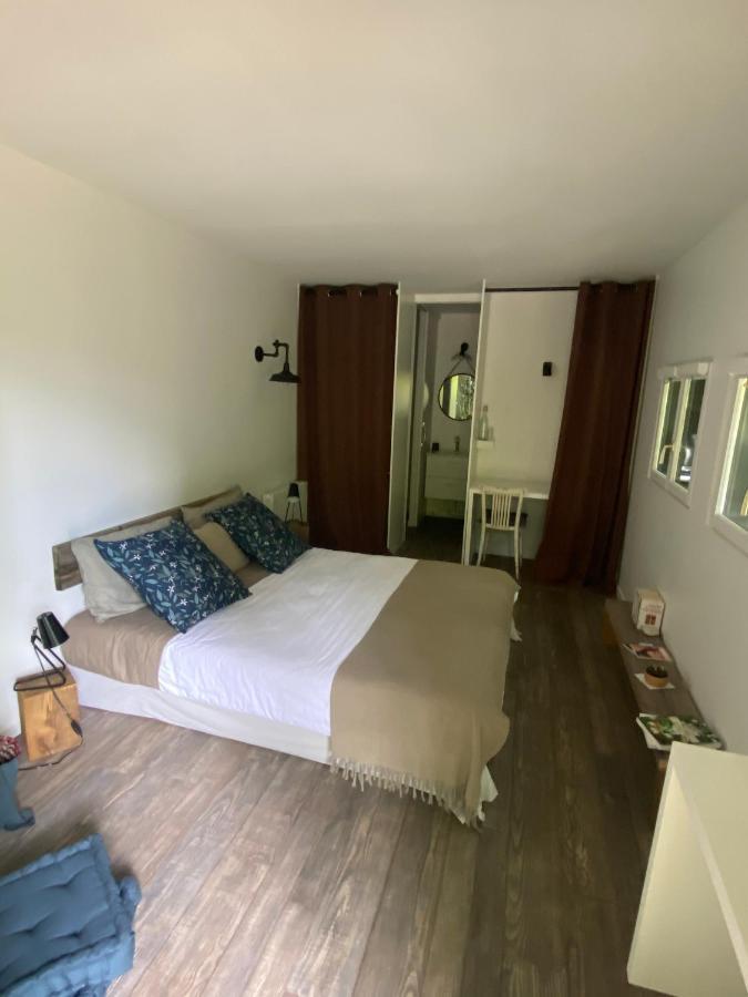 La Cabane De Troyes - Chambre D'Hotes Экстерьер фото